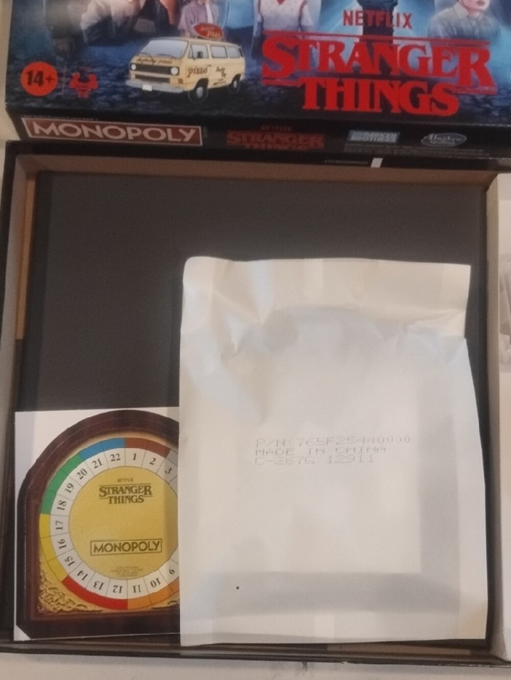 Hasbro Monopoly Stranger Things Board Game - Red, Black, Blue Artwork - Picture 4 of 13